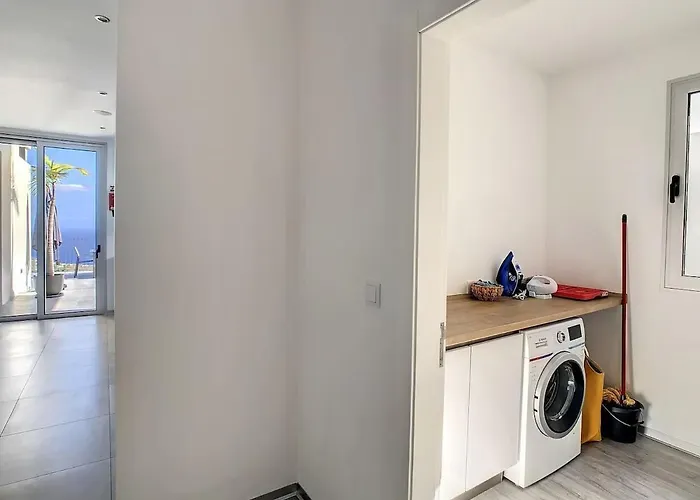 New Piece Of Heaven By Your Madeira Holiday home