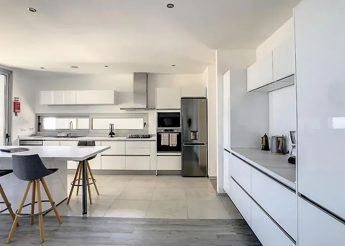 New Piece Of Heaven By Your Madeira Holiday home *