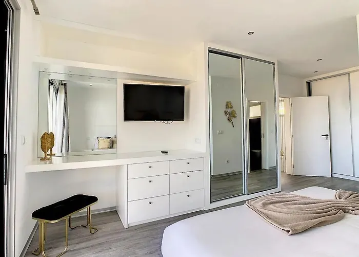 Casa vacanze New Piece Of Heaven By Your Madeira Estreito Da Calheta