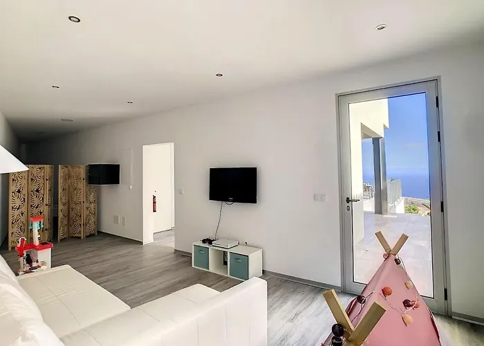 New Piece Of Heaven By Your Madeira Ferienhaus